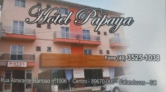 hotel papaya1.jpg